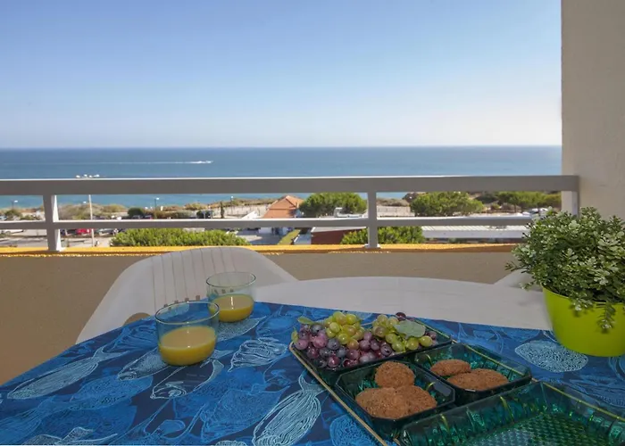 B43 - Spotless Seaview Portimão