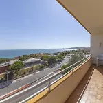 B43 - Spotless Seaview *