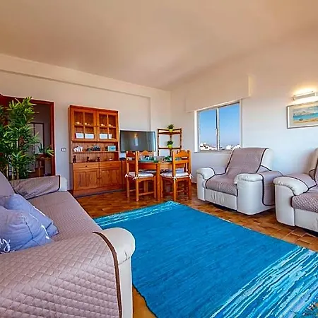 B43 - Spotless Seaview Апартаменти *