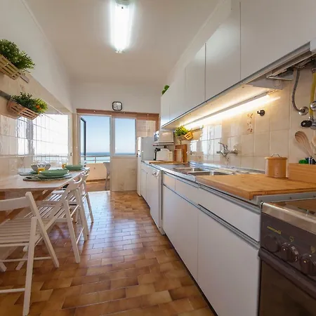 B43 - Spotless Seaview * ポルティマン