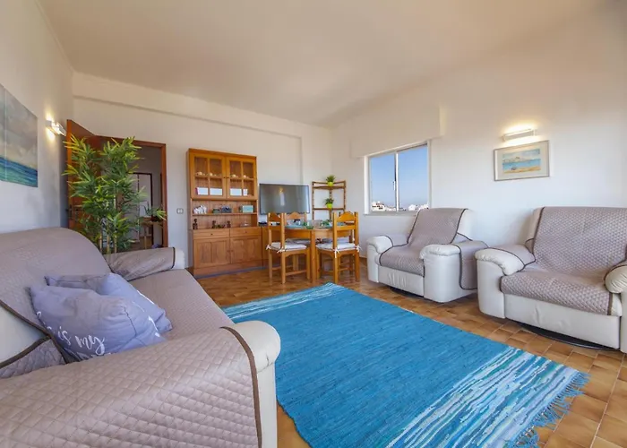 B43 - Spotless Seaview Apartment Portimão