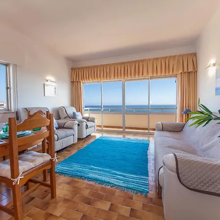 Apartment B43 - Spotless Seaview